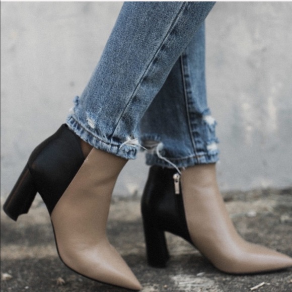 Marc Fisher Shoes - Harper pointy toe bootie